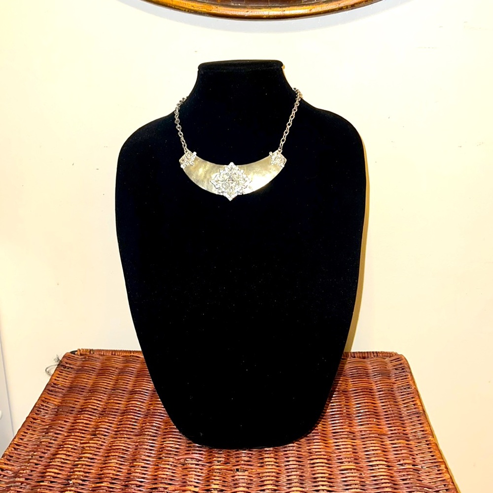 Stunning hammered steel platinum gold tone crystal necklace